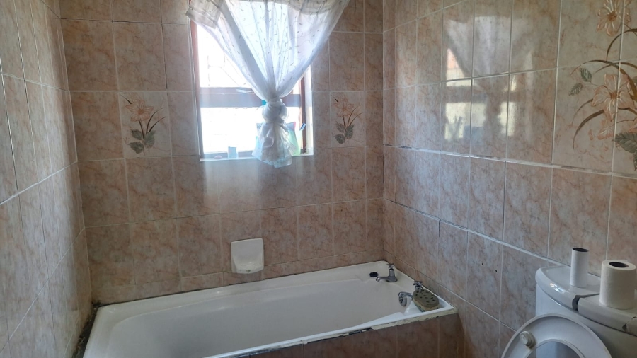 3 Bedroom Property for Sale in Mdantsane Nu 17 Eastern Cape